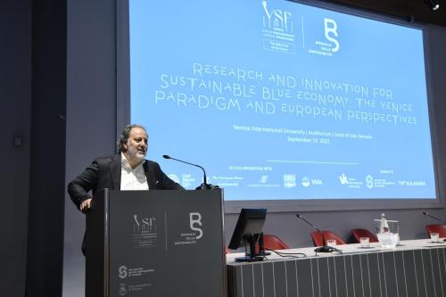 conferenza0021